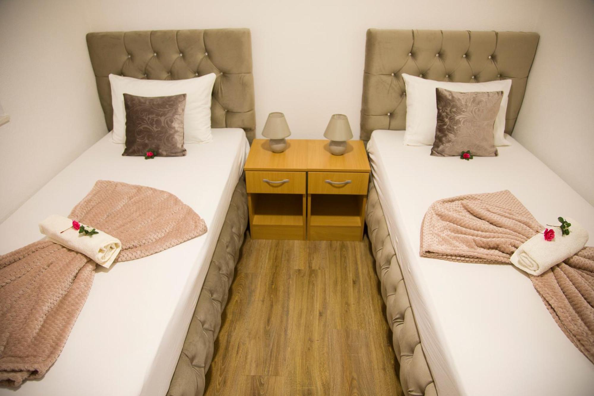 Bise Resort Blagaj Rom bilde